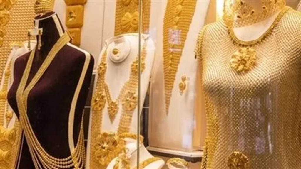 تراجع مفاجئ.. أسعار الذهب اليوم تسجل مستويات جديدة لعيار 21 في مصر